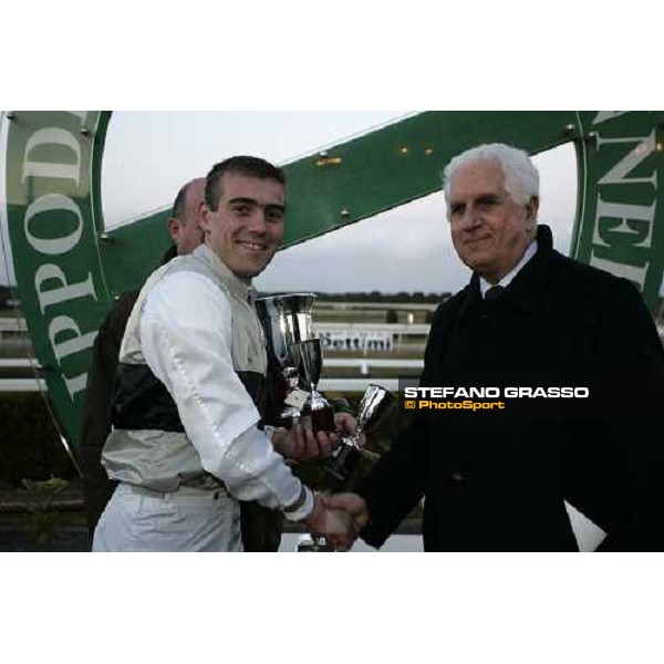 LVI Gran Corsa Siepi di Roma - giving prize for HEnry Terrien winner with Ange de Beaumont Roma, 19th february 2006 ph. Stefano Grasso