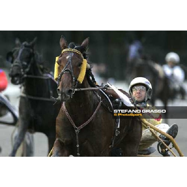 Giuseppe Lombardo jr. with Gloria Gaynor wins Premio Beatrice Firenze, 5th march 2006 ph. Stefano Grasso