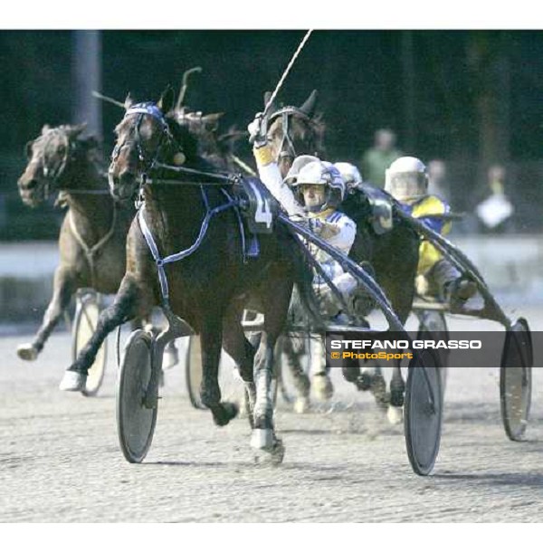 Fabrizio Ciulla with Early Maker wins the Premio Ponte Vecchio Florence, 5th march 2006 ph.Stefano Grasso