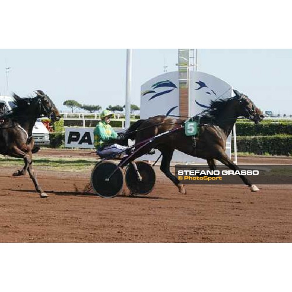 Jean Michel Bazire with Kazire de Guez wins the Criterium de Vitesse Cagnes sur Mer, 12th march 2006 ph. Stefano Grasso