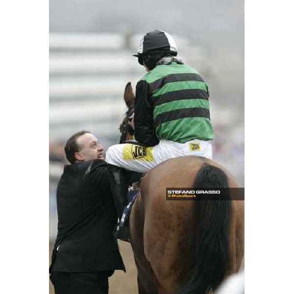 coming back for Ruby Walsh on Dun Doire, winner of The William Hill Trophy Cheltenham, 1st day - 14th march 2006 ph. Stefano Grasso