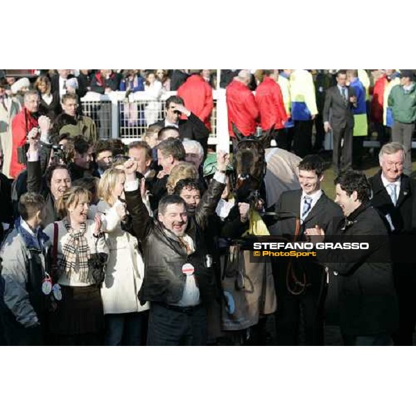 the winning connection of Newmill winner of The Queen Mother Champion Steeple Chase Cheltenham, 15th march 2006 ph. Stefano Grasso