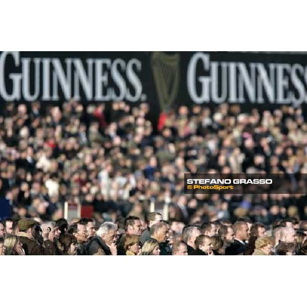 crowd ar The Festival Cheltenham, 15th march 2006 ph. Stefano Grasso