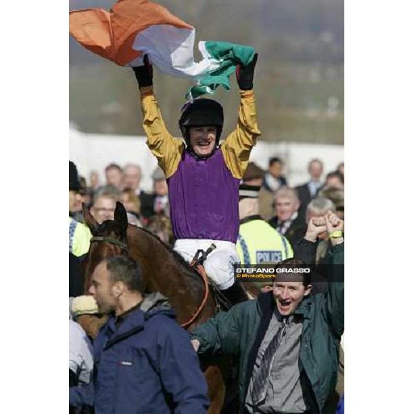 Paul Carberry on Nicanor winner of the Royal \' SunAlliance Novices\' Hurdle Race, celebrates the triumph Cheltenham, 15th march 2006 ph. Stefano Grasso