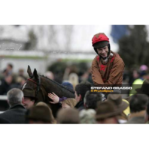 Mick A. Fitzgerald enters in the winner circle after winning with Fondmort the Ryanair Steeple chase Cheltenham, 16th march 2006 ph. Stefano Grasso