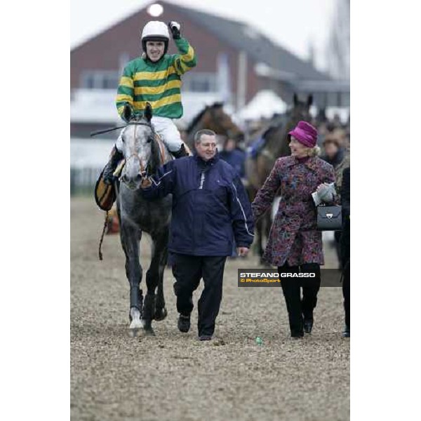 A.P.McCoy on Revellez celebrates the victory in the Jewson Novices\' Handicap Steeple Chase Cheltenham, 16th march 2006 ph. Stefano Grasso