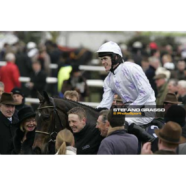 A.P.McCoy enters in the winner circle on Black Jack Ketchum after winning the Brit Insurance Novice\'s Hurdle Race Cheltenham, 17th march 2006 ph. Stefano Grasso