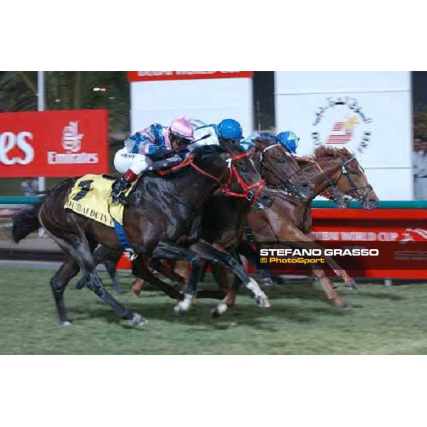 Dubai Duty Free Right Approach, Paolini, Nayyir and Crimson Palace Nad El Sheba, 27th march 2004 ph. Stefano Grasso