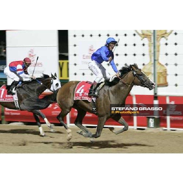 Frankie Dettori on Electrocutionist wins the Dubai World Cup 2006 Nad El Sheba, 25th march 2006 ph. Stefano Grasso