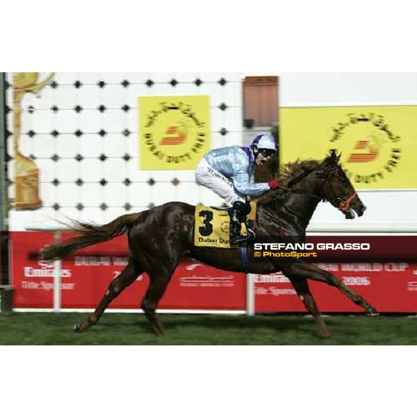 Jamie Spencer on David Junior wins the Dubai Duty Free Nad El Sheba, 25th march 2006 ph. Stefano Grasso