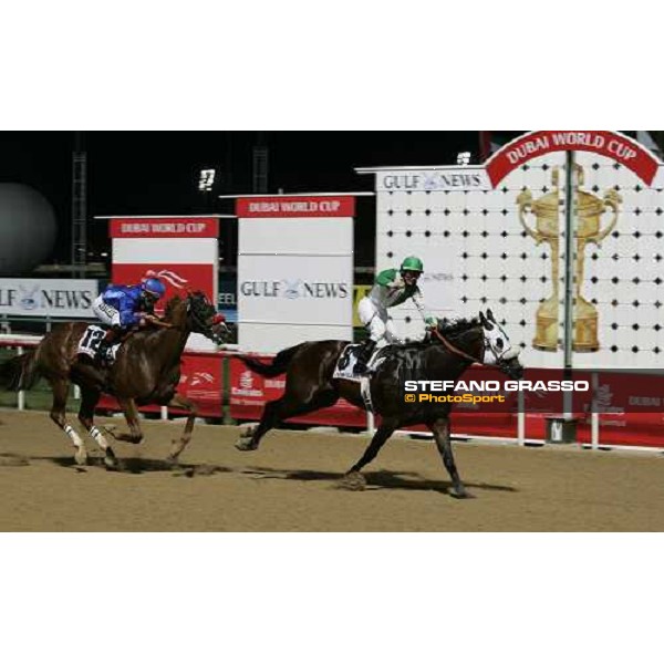 David Cohen on Proud Power Too wins the Dubai Golden Shaeen Nad El Sheba, 25th march 2006 ph. Stefano Grasso