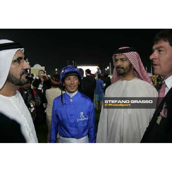 Sheihk Mohamed, Frankie Dettori, Saeed Bin Suroor and Simon Crisford in the parade ring of Dubai World Cuo 2006 NAd El Sheba, 25th march 2006 ph. Stefano Grasso