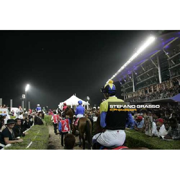 Dubai World Cup 2006 - Frankie Dettori on Electrocutionist (4) and Yutaka Take on Kane Hekili enters to the track NAd El Sheba, 25th march 2006 ph. Stefano Grasso