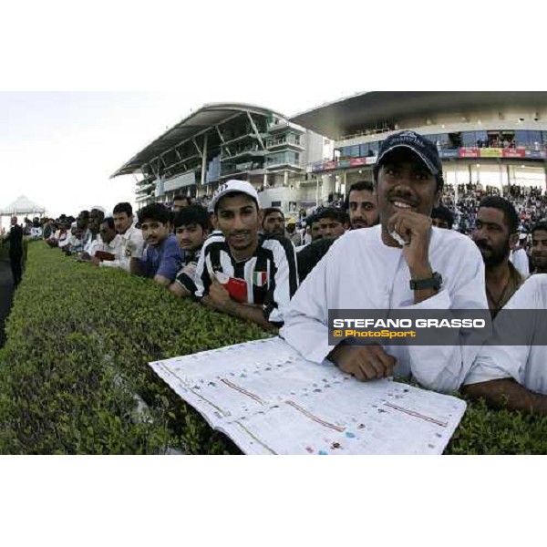 racegoers at Dubai World Cup 2006 Dubai, 25th march 2006 ph. Stefano Grasso