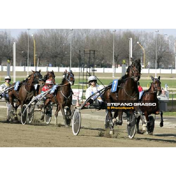 Roberto Andreghetti with Frullino Jet wins Premio Cittˆ di Torino - IV Trofeo Air Argenti Torino, 2th april 2006 ph. Stefano Grasso