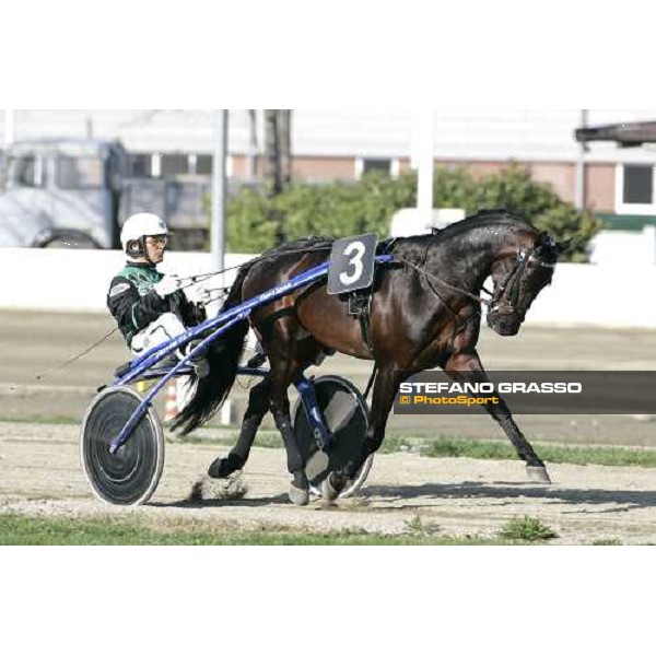 Enrico Bellei with Ech˜ dei Veltri during warm up of Gran Premio Costa Azzurra Torino, 2th april 2006 ph. Stefano Grasso