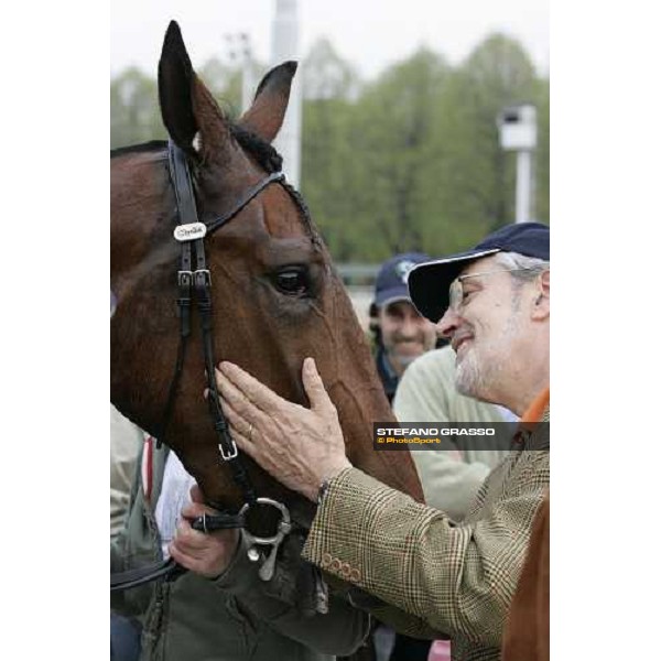 Franco Gramegna with Giulia Grif in the winner circle of Gran Premio Italia Bologna, 9th april 2006 ph.Stefano Grasso