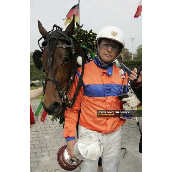 Enrico Bellei and Galantine winners of Gran Premio Italia filly Bologna, 9th april 2006 ph. Stefano Grasso