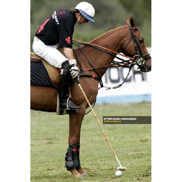 Juan JosŽ BranŽ- Mochi Craft Polo Team Porto Cervo Jaeger-LeCoultre Gold Cup 2006 Porto Cervo, 27th april 2006 ph. Stefano Grasso
