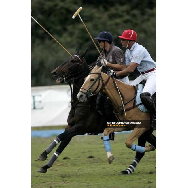 Tom Barrack captain of Hotel Cala di Volpe vs. Alberto Moretti of Champagne Ruinart Polo Team Porto Cervo Jaeger-LeCoultre Gold Cup 2006 Porto Cervo, 27th april 2006 ph. Stefano Grasso