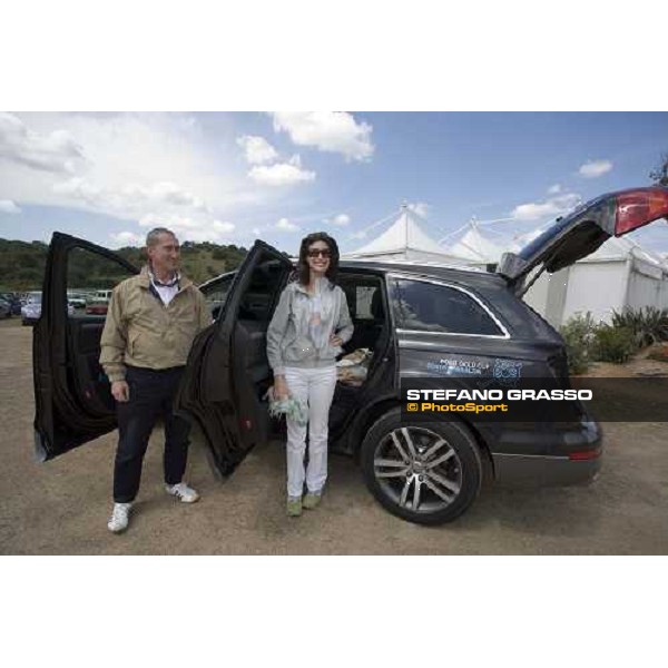 Anna Valle arrives with Audi Q7 at the village of Costa Smeralda Jaeger-LeCoultre Gold Cup 2006 Porto Cervo, 29th april 2006 ph. Stefano Grasso