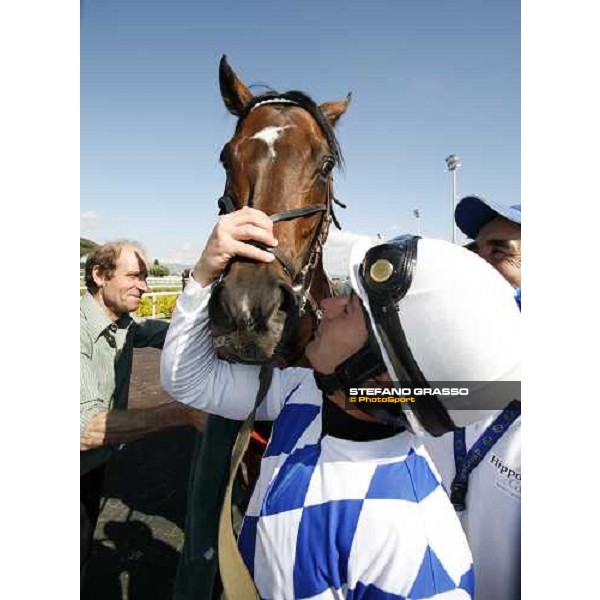 Mirco Demuro with Distant Way winner of Gran Premio Presidente ddella Repubblica Roma, 14th may 2006 ph. Stefano Grasso