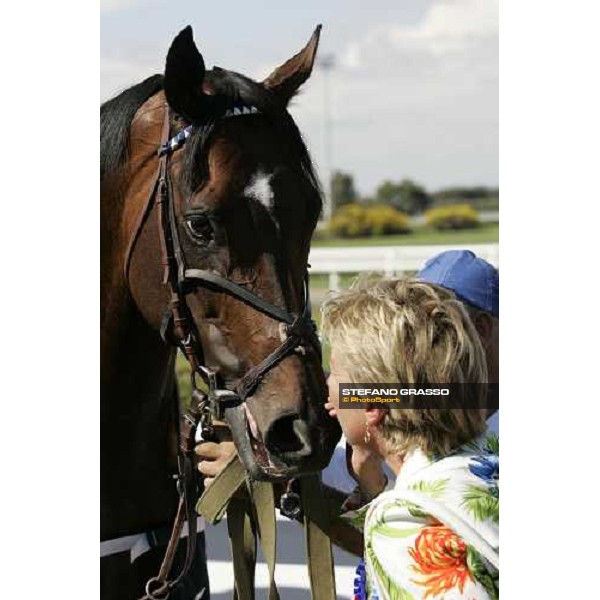 Franca Vittadini with Distant Way winner of Gran Premio Presidente ddella Repubblica Roma, 14th may 2006 ph. Stefano Grasso