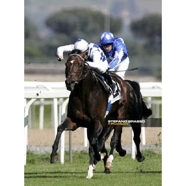 Mirco Demuro on Distant Way wins the Gran Premio Presidente della Repubblica At The Races Rome, 14th may 2006 ph. Stefano Grasso