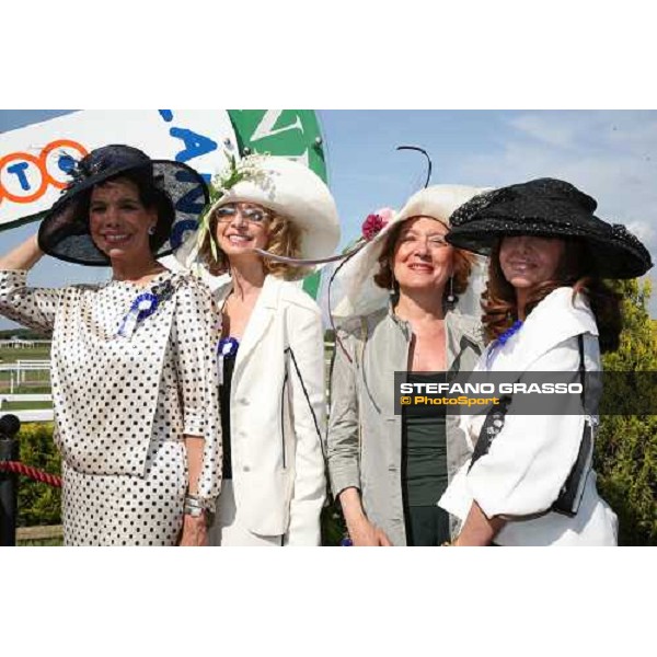 fashion at the 123¡ Derby Italiano Rome Capannelle, 21th may 2006 ph. Stefano Grasso