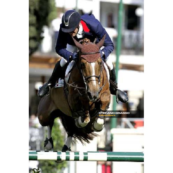 Simon Delestre on Inedite de Balme jumps on the 2nd heat of Coppa delle Nazioni Samsung Superleague Fei-Italia 2006 at Piazza di Siena Roma, 26th may 2006 ph. Stefano Grasso