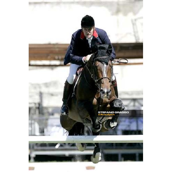 Robert Smith on Marius Claudius jumps during the 1st heat of Coppa delle Nazioni Samsung Super League Fei-Italia 2006 Rome, 27th may 2006 ph. Stefano Grasso