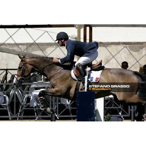 Pierre Jarry on Haxelle Dampierre jumps during the 1st heat of Coppa delle Nazioni Samsung Super League Fei-Italia 2006 Rome, 27th may 2006 ph. Stefano Grasso