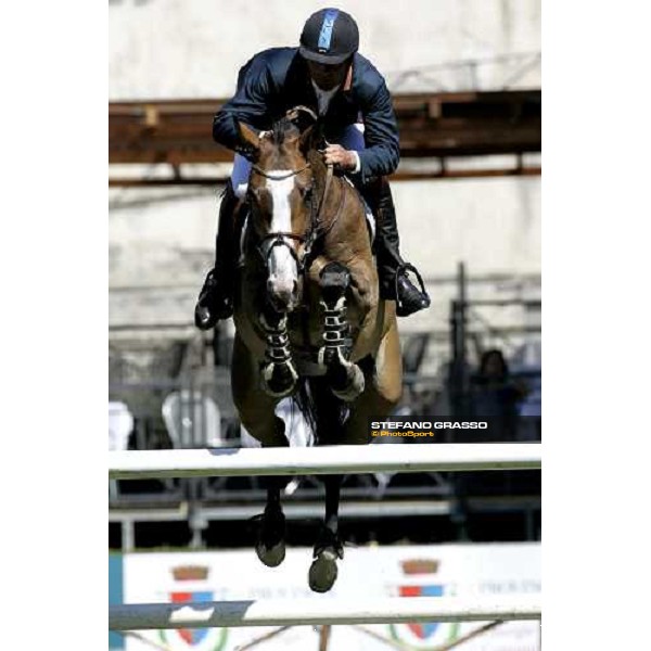 Pierre Jarry on Haxelle Dampierre jumps during the 1st heat of Coppa delle Nazioni Samsung Super League Fei-Italia 2006 Rome, 27th may 2006 ph. Stefano Grasso
