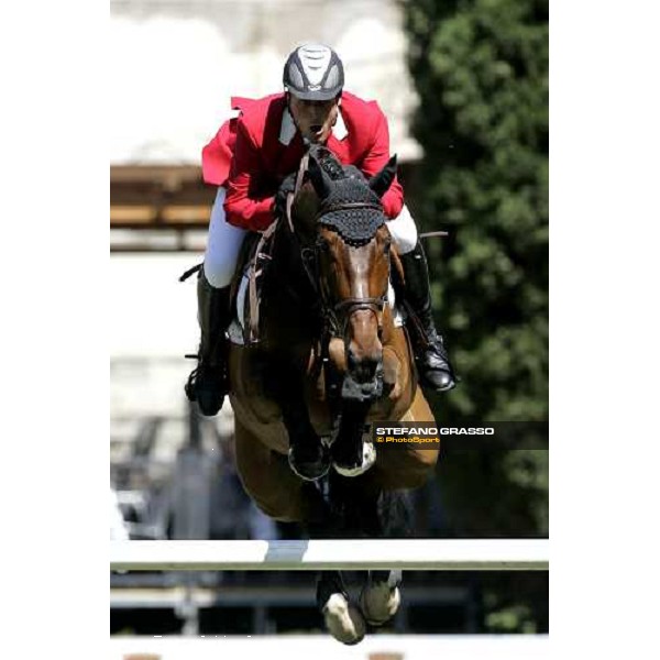Daniel Etter on Peu a Peu jumps during the 1st heat of Coppa delle Nazioni Samsung Super League Fei-Italia 2006 Rome, 27th may 2006 ph. Stefano Grasso