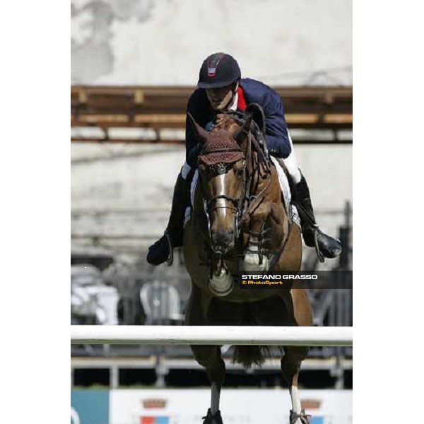 Simon Delestre on Inedite de Balme jumps during the 1st heat of Coppa delle Nazioni Samsung Super League Fei-Italia 2006 Rome, 27th may 2006 ph. Stefano Grasso