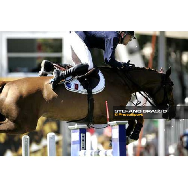 Simon Delestre on Inedite de Balme jumps during the 1st heat of Coppa delle Nazioni Samsung Super League Fei-Italia 2006 Rome, 27th may 2006 ph. Stefano Grasso