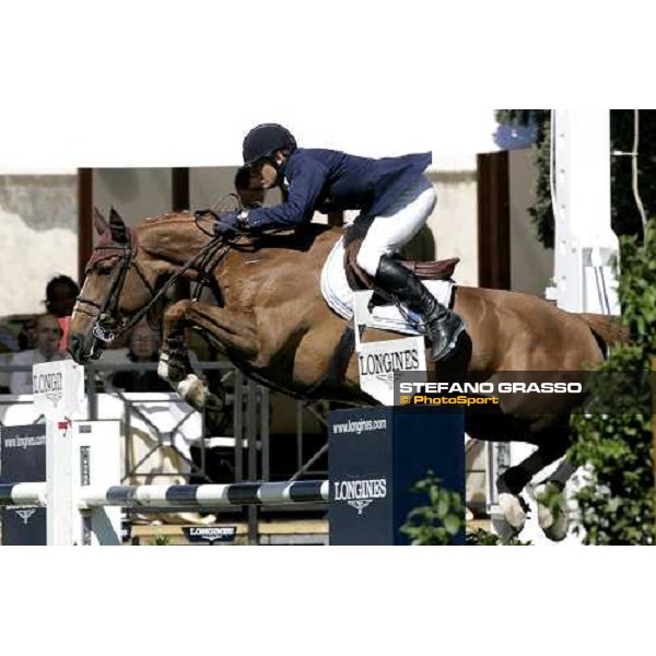 Simon Delestre on Inedite de Balme jumps during the 1st heat of Coppa delle Nazioni Samsung Super League Fei-Italia 2006 Rome, 27th may 2006 ph. Stefano Grasso