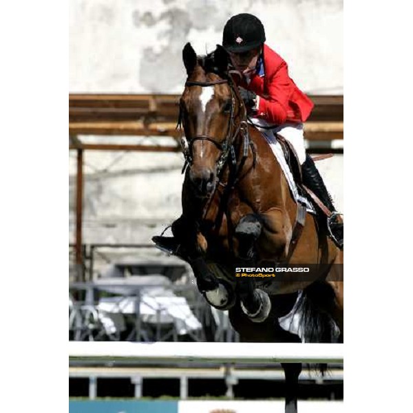 Candice King on Tarco jumps during the 1st heat of Coppa delle Nazioni Samsung Super League Fei-Italia 2006 Rome, 27th may 2006 ph. Stefano Grasso