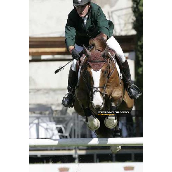 Cameron Hanley on S.I.E.C. Hippica Kerman jumps during the 1st heat of Coppa delle Nazioni Samsung Super League Fei-Italia 2006 Rome, 27th may 2006 ph. Stefano Grasso