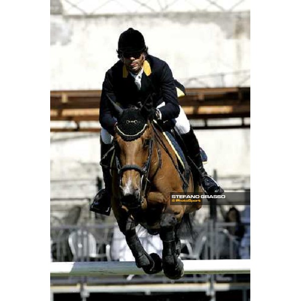 Natale Chiaudani on Hariane d\' Authieux jumps during the 1st heat of Coppa delle Nazioni Samsung Super League Fei-Italia 2006 Rome, 27th may 2006 ph. Stefano Grasso