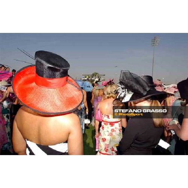 Al Maha \' Saks Fifth Avenue Fashions on the field Nad Al Sheba 28th march 2004 ph. Stefano Grasso