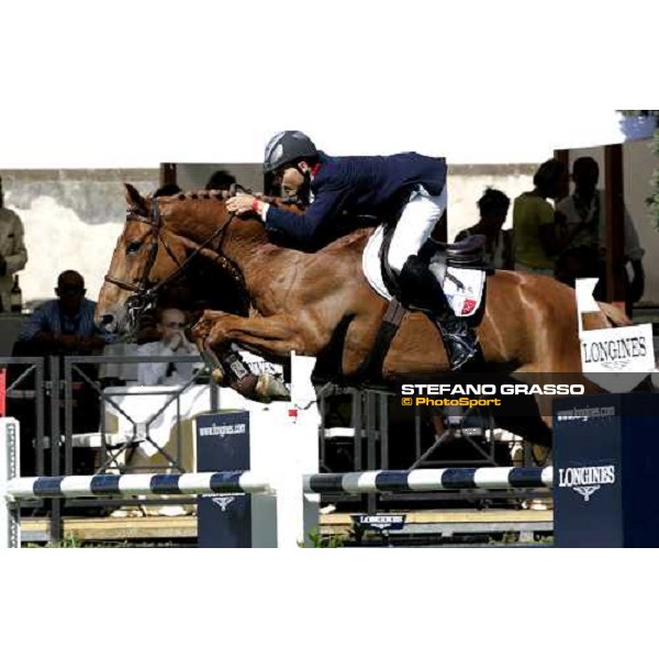 Stephane Lafouge on Gabelou des Ores jumps during the 1st heat of Coppa delle Nazioni Samsung Super League Fei-Italia 2006 Rome, 27th may 2006 ph. Stefano Grasso