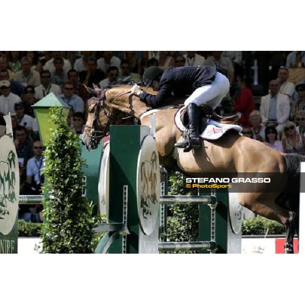 Michael Whitaker on Insul Tech Portofino jumps during the 1st heat of Coppa delle Nazioni Samsung Super League Fei-Italia 2006 Rome, 27th may 2006 ph. Stefano Grasso
