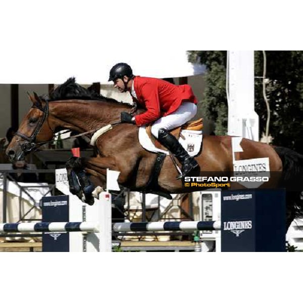 Franke Sloothaak on Legurio jumps during the 1st heat of Coppa delle Nazioni Samsung Super League Fei-Italia 2006 Rome, 27th may 2006 ph. Stefano Grasso