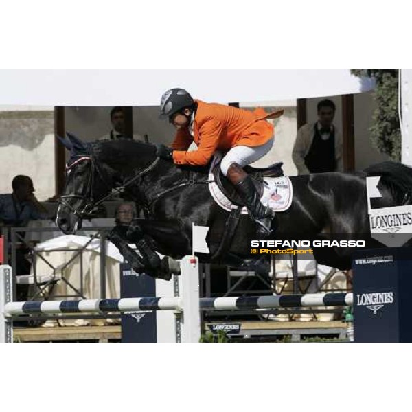 Wout Jan Van der Schans on Nouvelle jumps during the 1st heat of Coppa delle Nazioni Samsung Super League Fei-Italia 2006 Rome, 27th may 2006 ph. Stefano Grasso