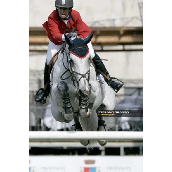 Laura Kraut on Miss Indipendent jumps during the 1st heat of Coppa delle Nazioni Samsung Super League Fei-Italia 2006 Rome, 27th may 2006 ph. Stefano Grasso