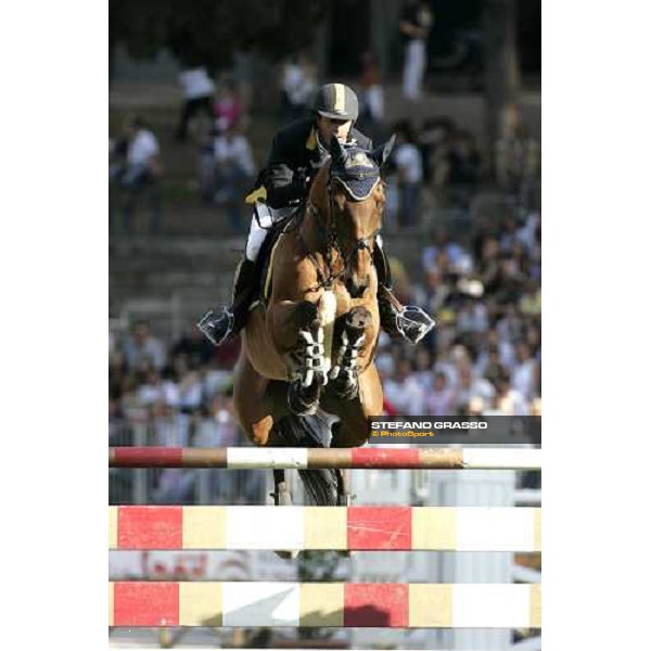 Juan Carlo Garcia on Loro Piana Albin III jumps during the 2nd heat of Coppa delle Nazioni Samsung Super League Fei-Italia 2006 Rome, 27th may 2006 ph. Stefano Grasso