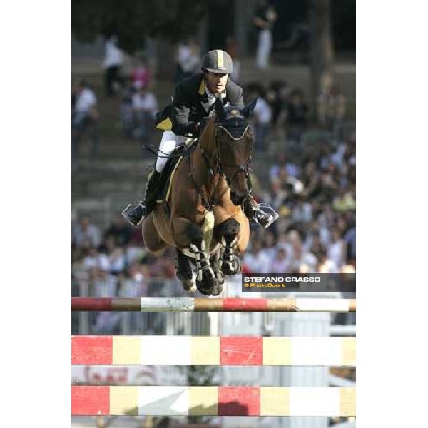 Juan Carlo Garcia on Loro Piana Albin III jumps during the 2nd heat of Coppa delle Nazioni Samsung Super League Fei-Italia 2006 Rome, 27th may 2006 ph. Stefano Grasso