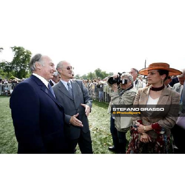 S.A. The Aga Khan with his daughter Zhara in the winner circle of the Prix du Jockey Club Mitsubishi Motors Paris Chantilly, 4th june 2006 ph. Stefano Grasso