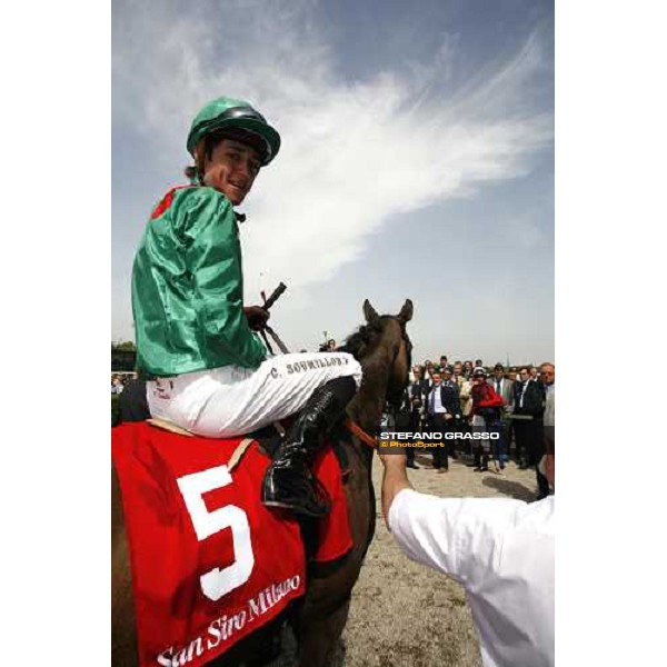 Cristophe Soumillon on Shamdala enters in the winner circle of Gran Premio di Milano Milan, 18th june 2006 ph. Stefano Grasso